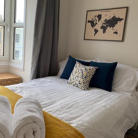 The Hideaway, Calm, Cozy, Dog Friendly Retreat Lägenhet Cheltenham Exteriör bild
