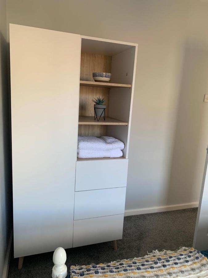 The Hideaway, Calm, Cozy, Dog Friendly Retreat Lägenhet Cheltenham Exteriör bild