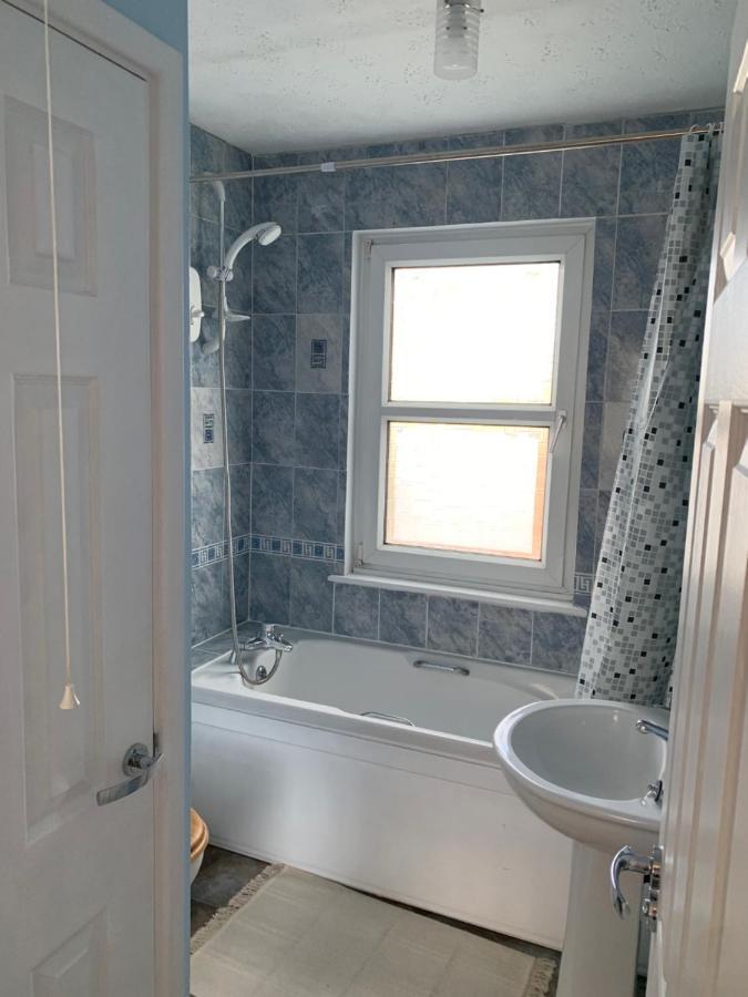 The Hideaway, Calm, Cozy, Dog Friendly Retreat Lägenhet Cheltenham Exteriör bild