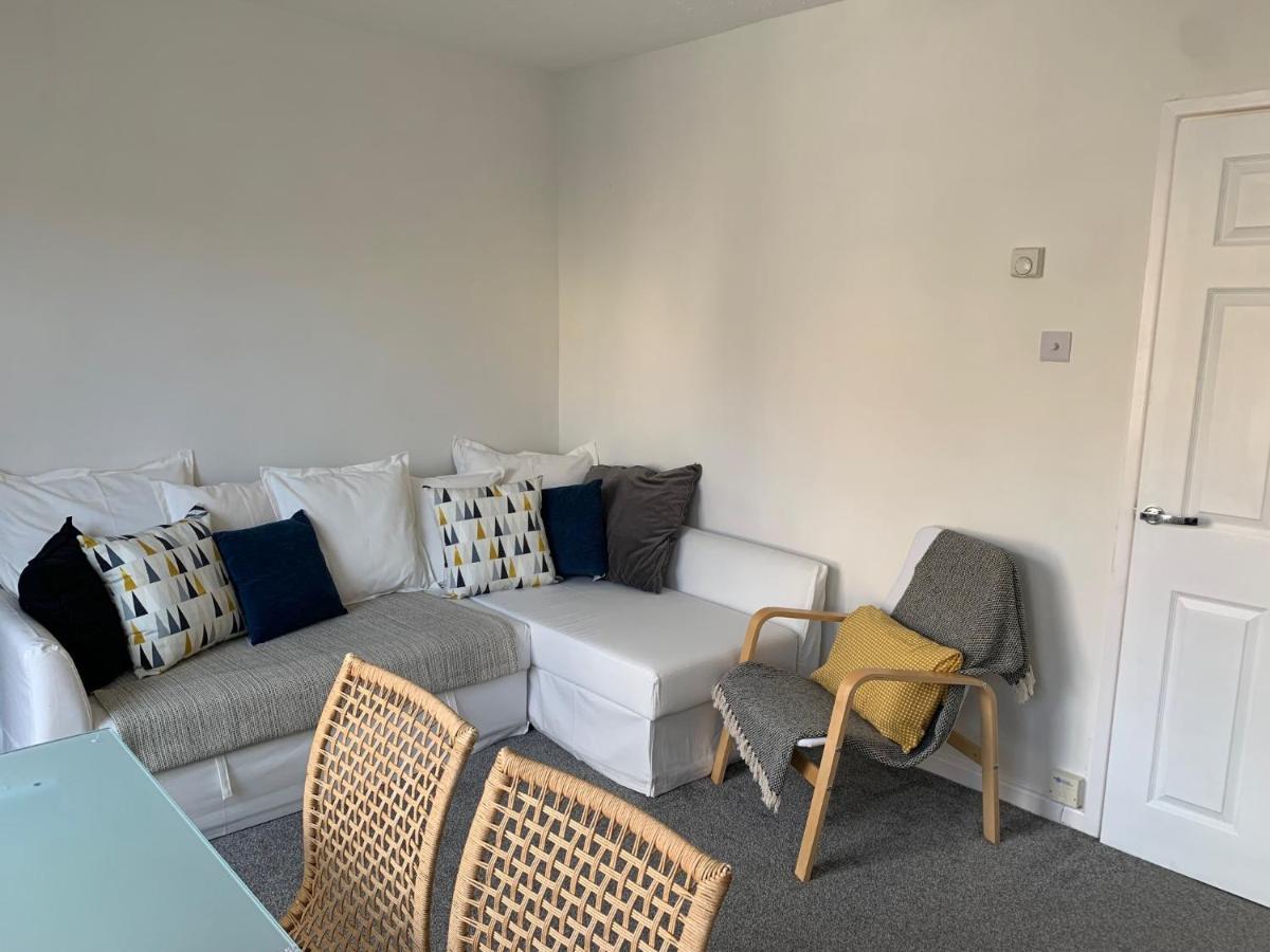 The Hideaway, Calm, Cozy, Dog Friendly Retreat Lägenhet Cheltenham Exteriör bild