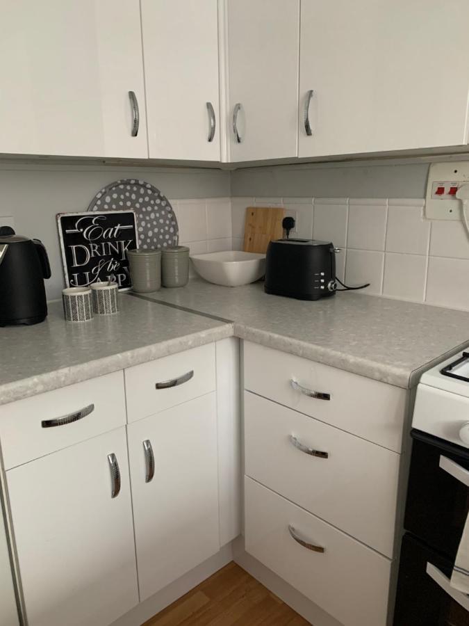 The Hideaway, Calm, Cozy, Dog Friendly Retreat Lägenhet Cheltenham Exteriör bild